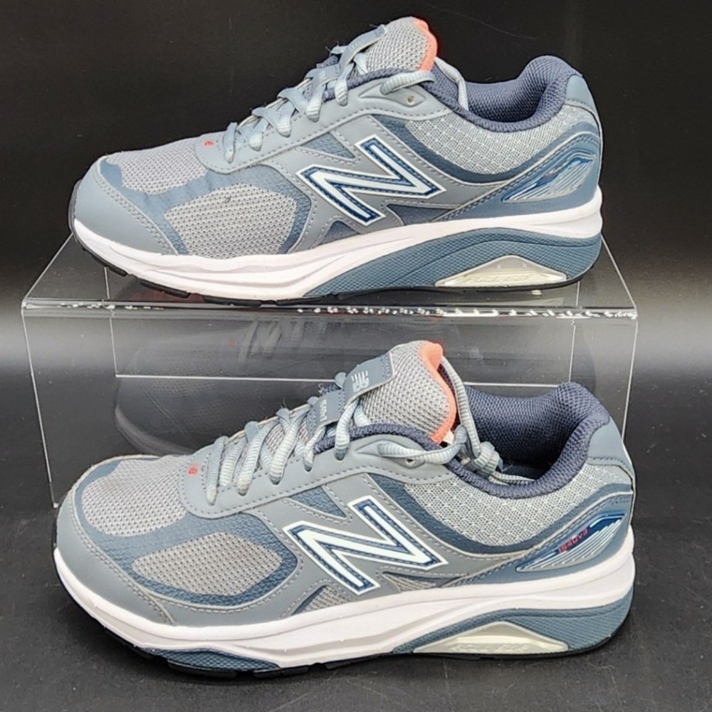 New Balance 8 Womens Blue 1540v3 Running Shoes W1540GD3 Stability Walking READ